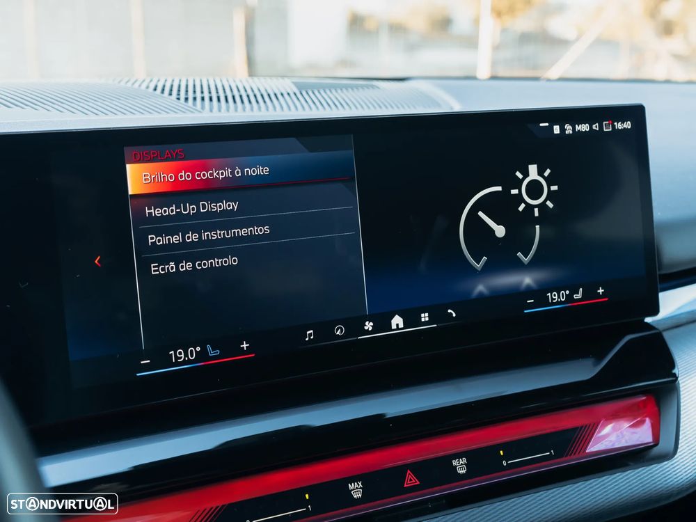 BMW i5 Touring eDrive40 - 27