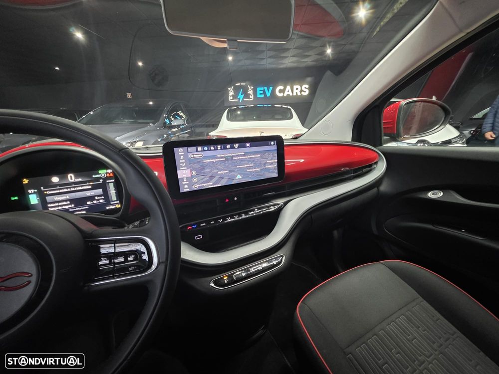 Fiat 500e 23,8kWh Red - 21