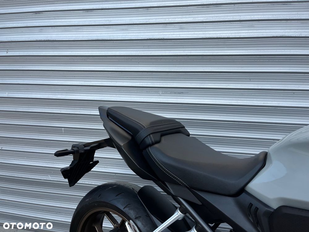 Honda CB - 21