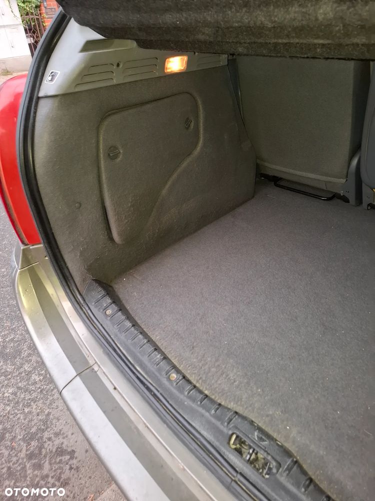 Citroën Xsara Picasso - 9