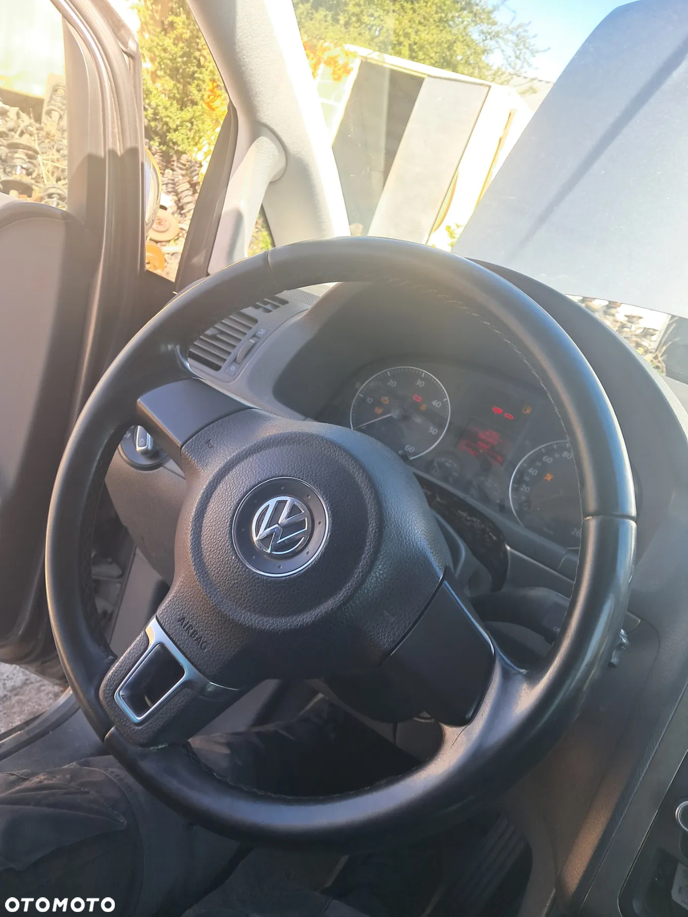 DAWCA CZĘŚCI VW TOURAN I 2003 1.9 TDI AVQ KL. LD7X - 8