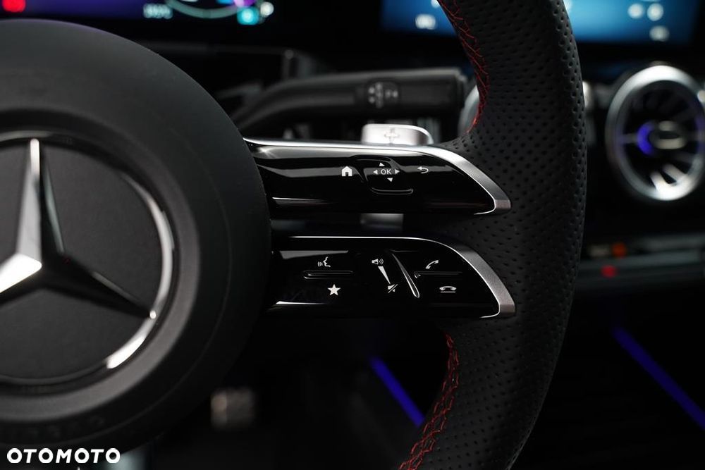 Mercedes-Benz GLA 200 mHEV AMG Line 7G-DCT - 12
