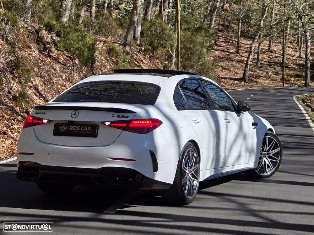 Mercedes-Benz C 63 AMG S E Performance 4Matic - 2