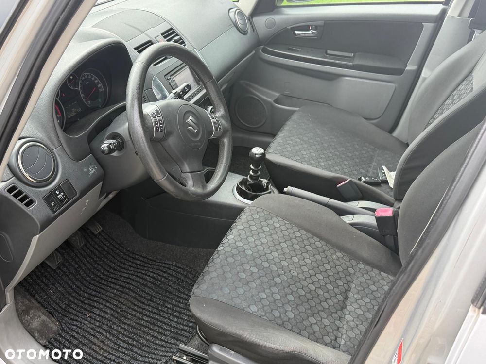 Suzuki SX4 2.0 DDiS 4x4 Comfort - 7