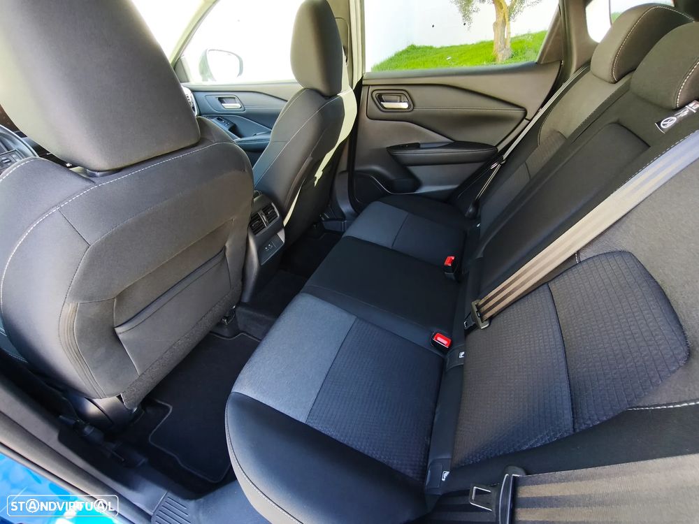 Nissan Qashqai 1.3 DIG-T N-Connecta - 16