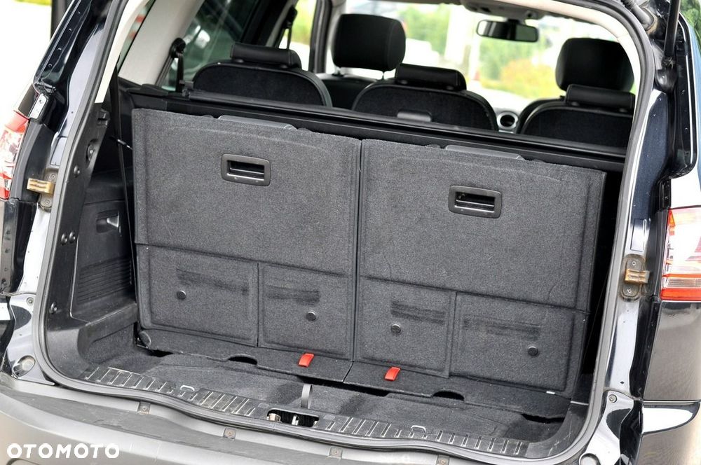 Ford S-Max 2.0 TDCi DPF Titanium - 11