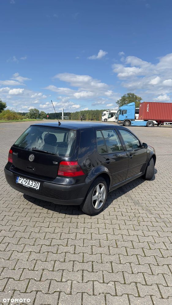Volkswagen Golf - 12