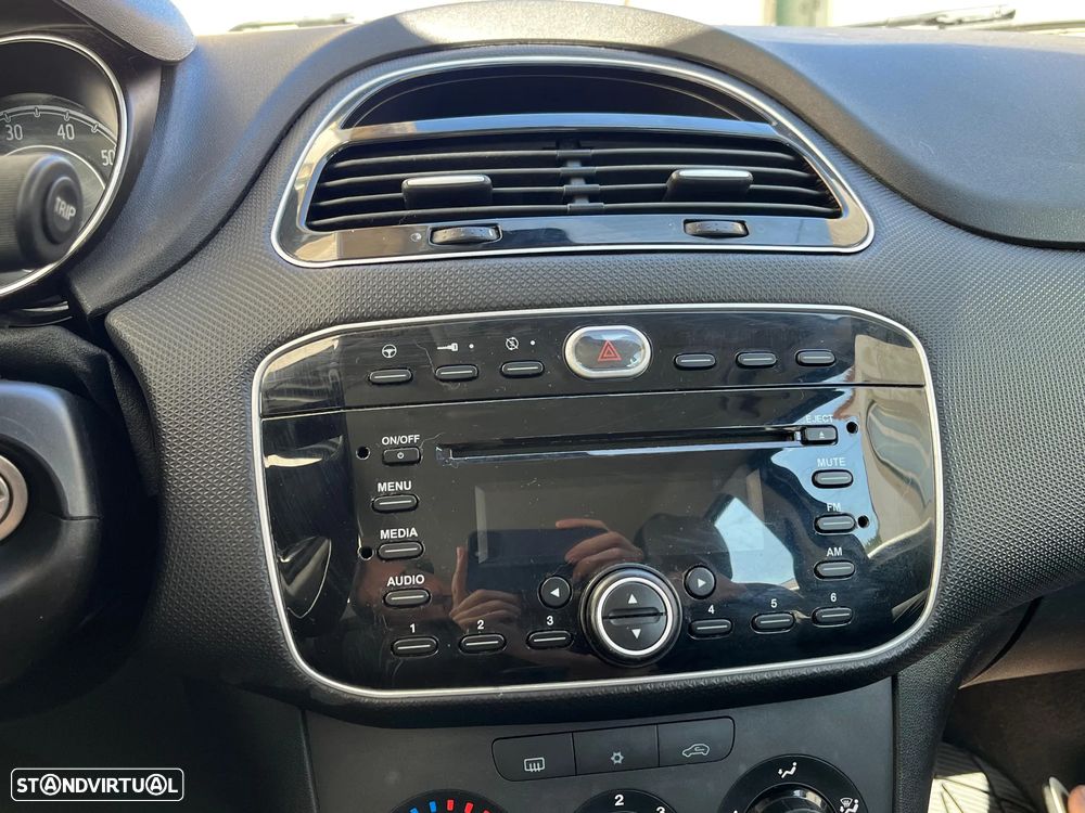 Fiat Punto 1.3 M-Jet Easy S&S - 9