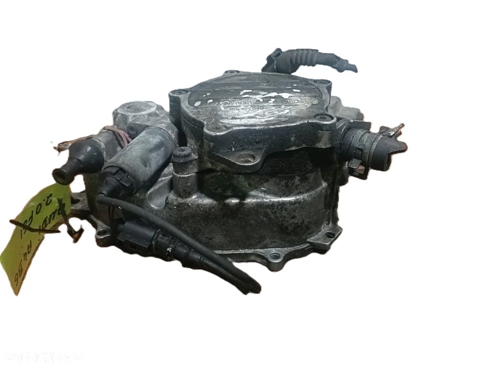 AUDI A4 B6 00-04 r. 2,0 FSI POMPA VACUM + OBUDOWA ROZRZĄDU 06D103530K + - 8