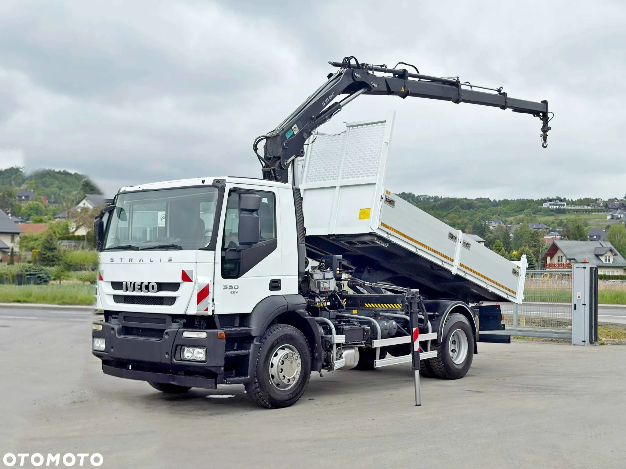 Iveco STRALIS 330 * WYWROTKA 4,60 m + HIAB 144 BS-3 HIDUO * STAN BDB - 2