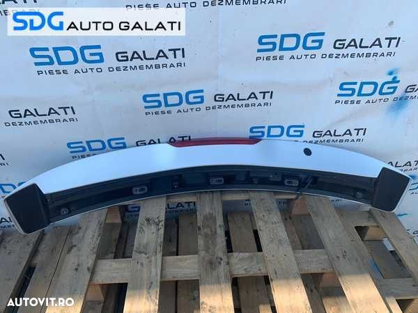 Eleron cu Stop Lampa Tripla Centrala Aditionala Hayon Haion Portbagaj Ford Focus 2 Hatchback Facelift FL 2007 - 2010 Cod 8M51-A44210-A 8M51A44210A - 8