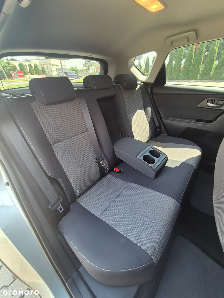 Toyota Auris 1.2 T Prestige - 8