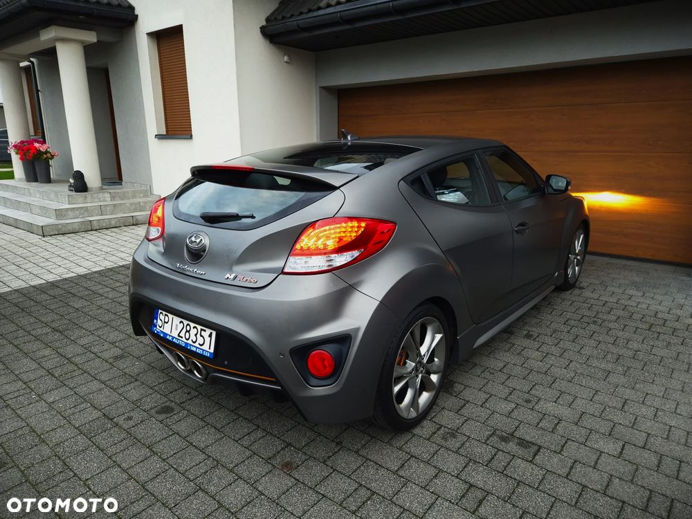 Hyundai Veloster 1.6 Turbo Matt Finish - 13