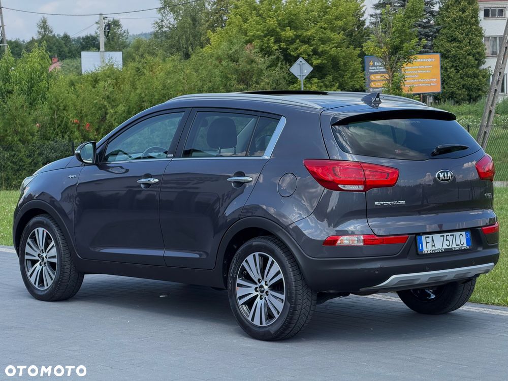 Kia Sportage 2,0 CRDI AWD Spirit - 12