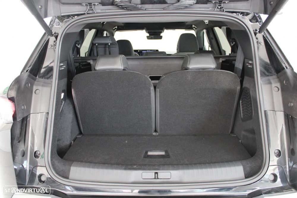 Peugeot E-5008 73 kWh Dual Motor GT - 10