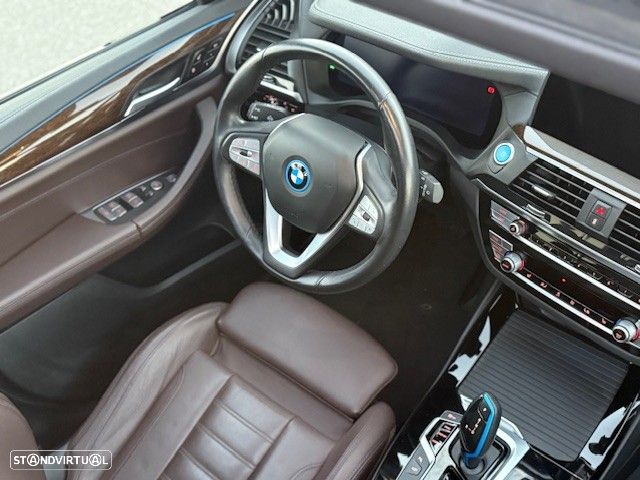 BMW iX3 Impressive - 8