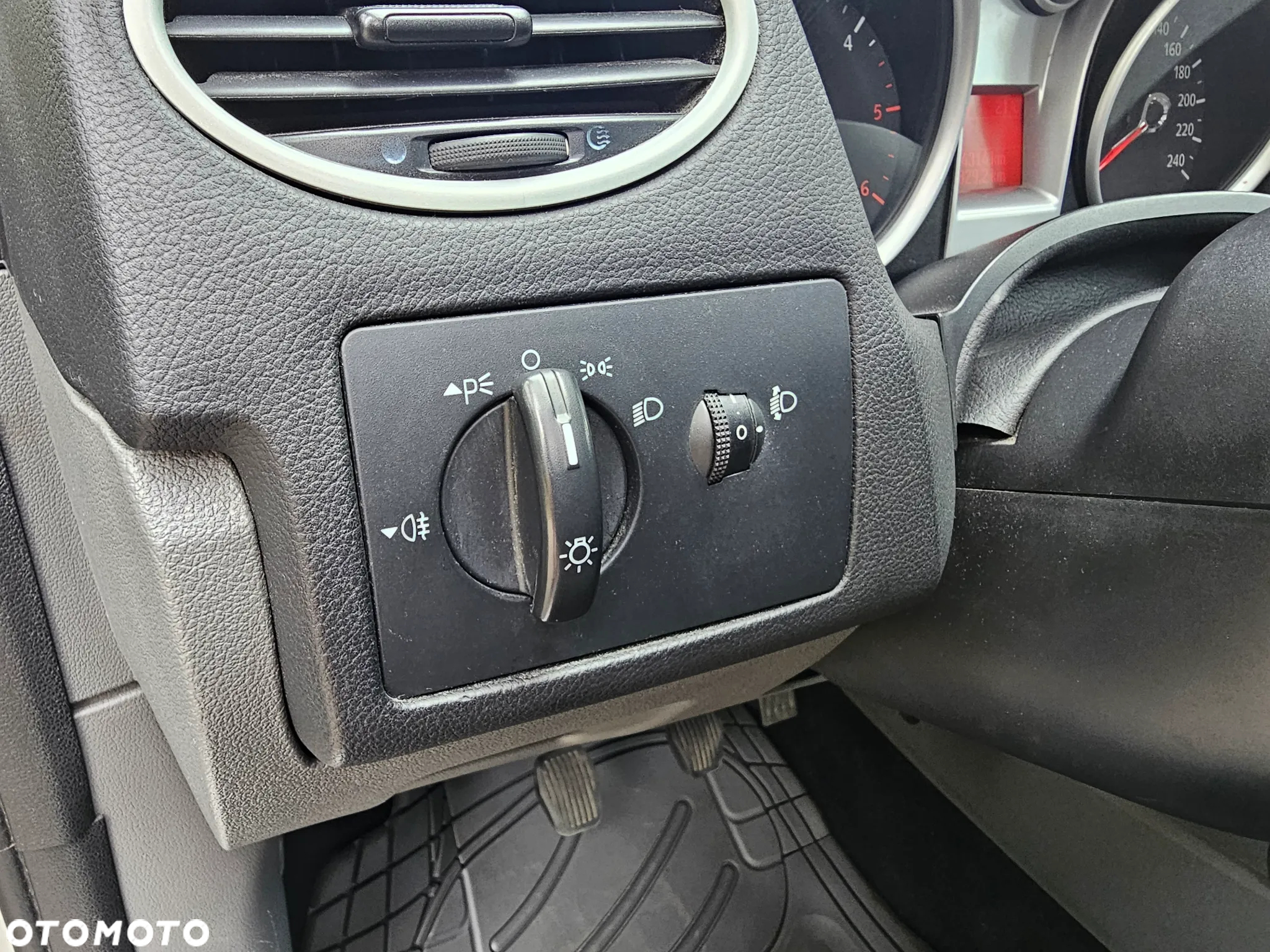 Ford Focus - 29