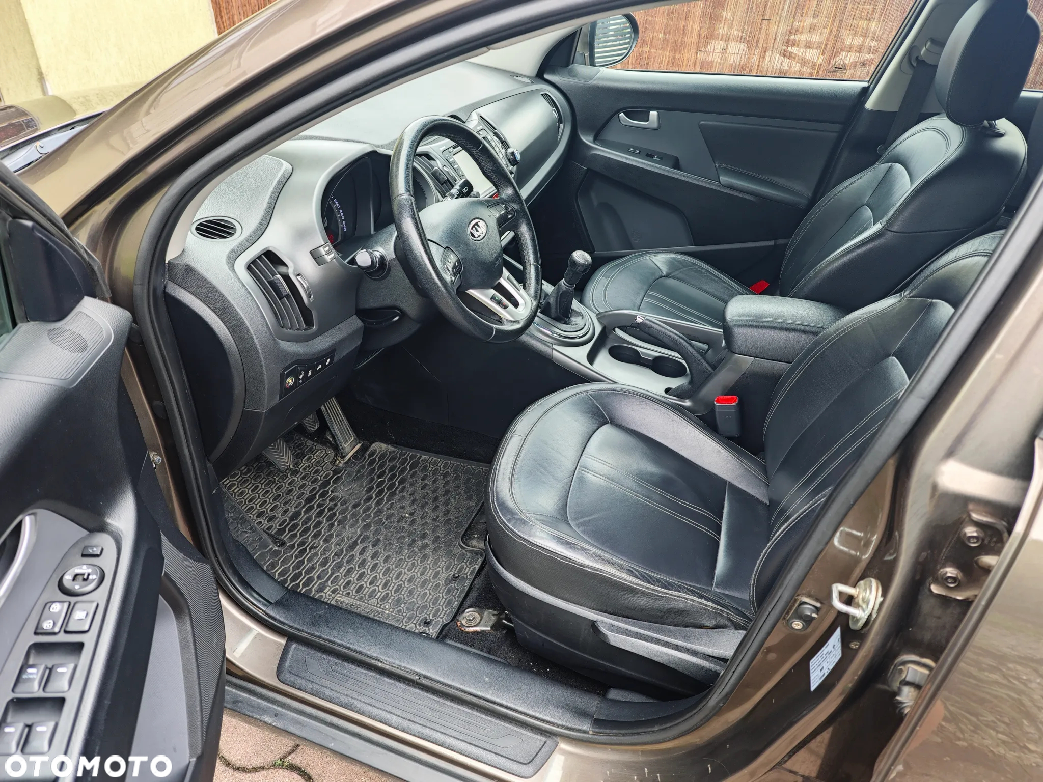 Kia Sportage 2.0 CVVT 4WD Spirit - 11