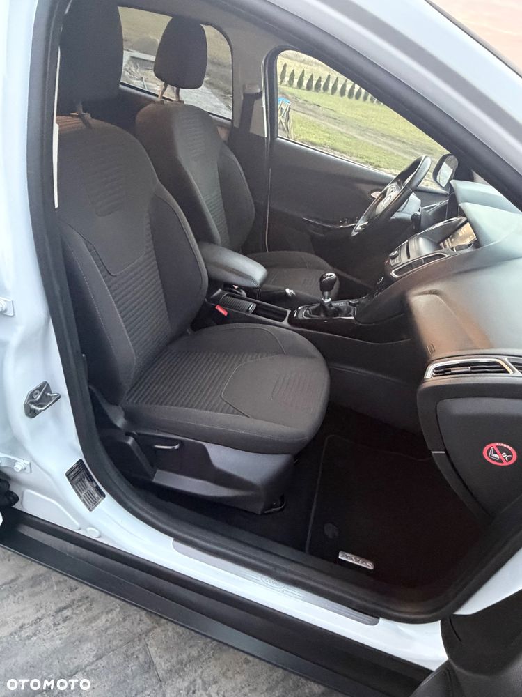 Ford Focus 1.0 EcoBoost Titanium - 23
