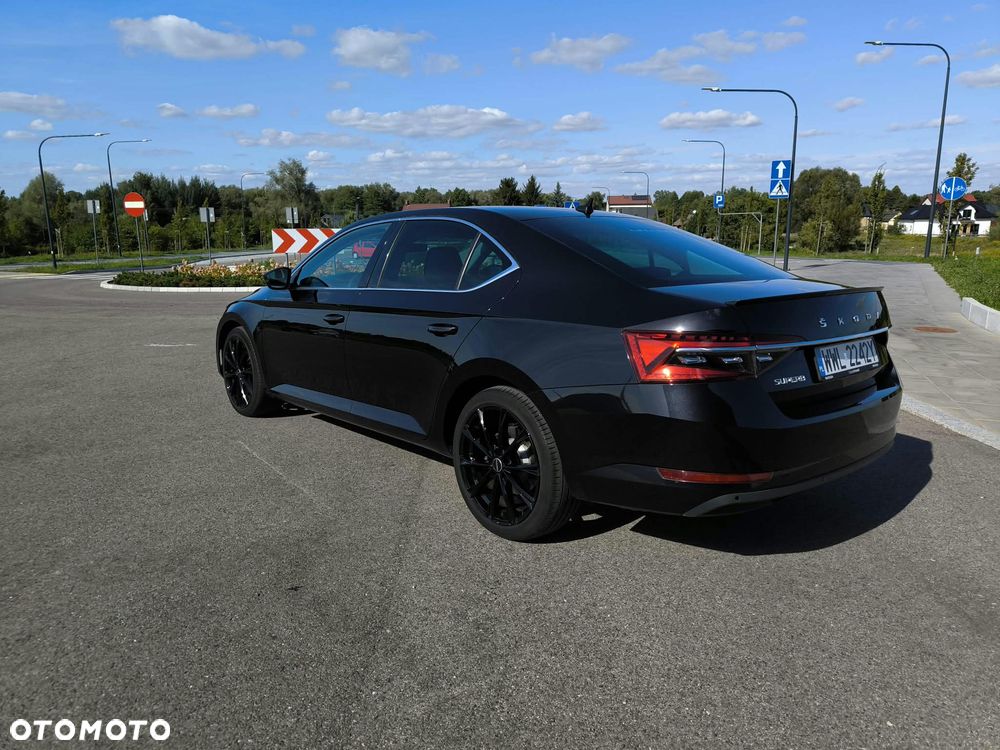 Skoda Superb 2.0 TDI SCR Style DSG - 3