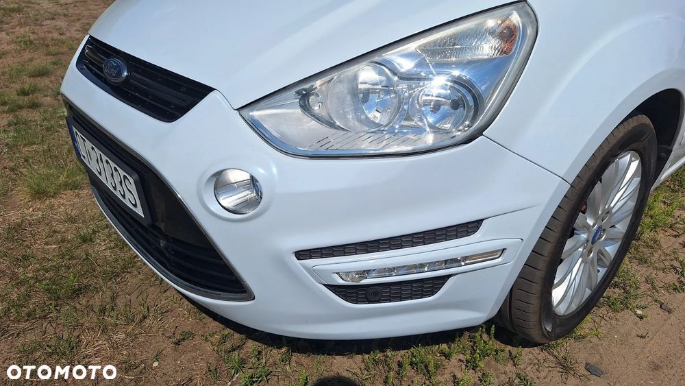 Ford S-Max 2.0 TDCi DPF Titanium - 38