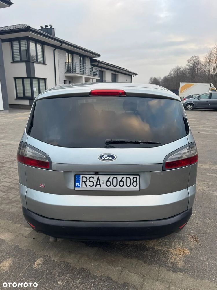 Ford S-Max - 5
