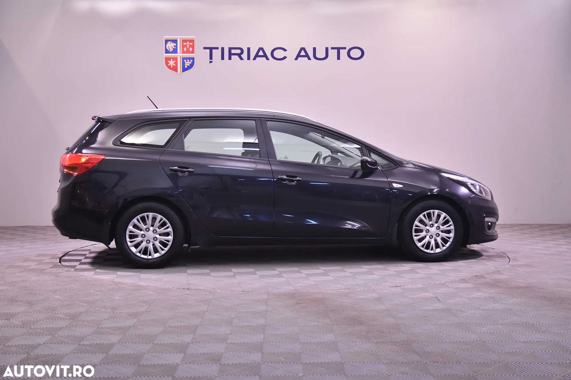 Kia Ceed - 6