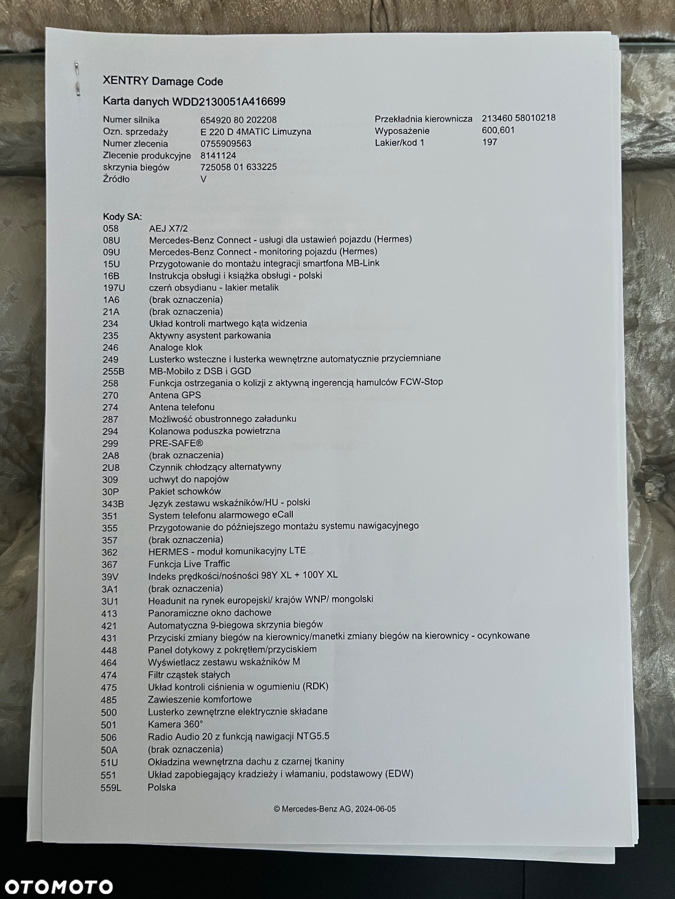 Mercedes-Benz Klasa E 220 d 4-Matic 9G-TRONIC - 28