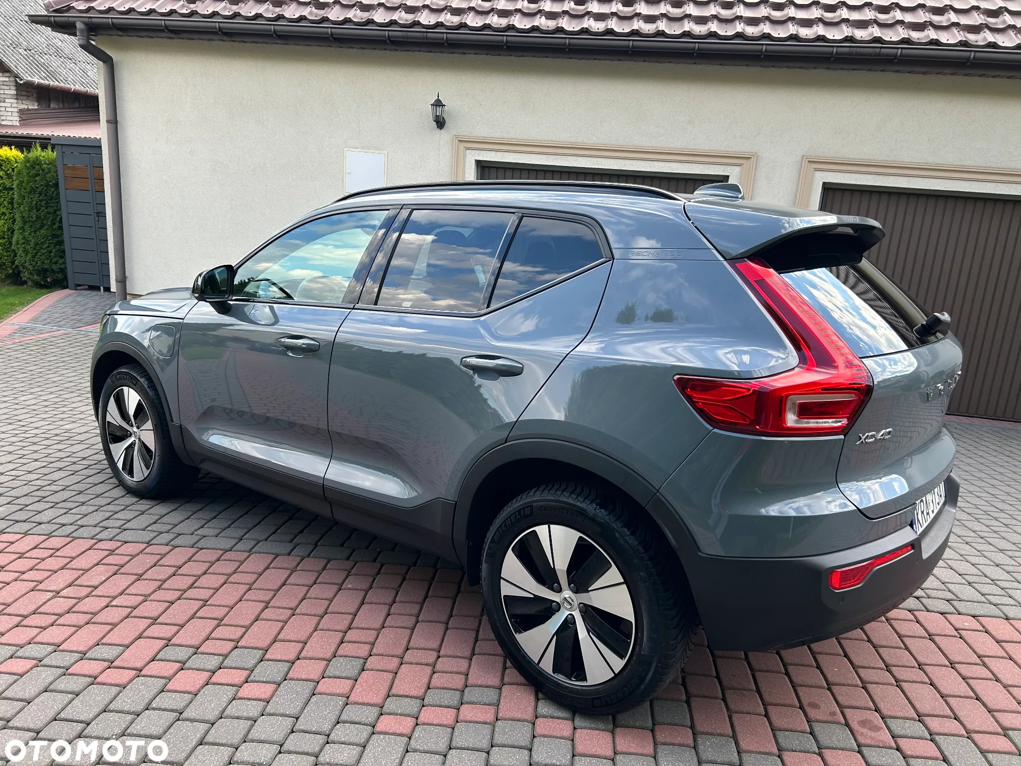 Volvo XC 40 T4 Plug-In Hybrid Plus Dark - 6