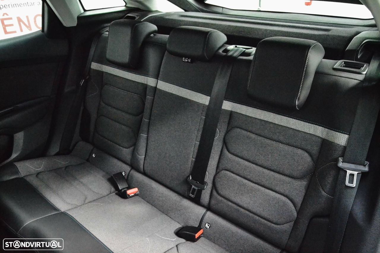 Citroën C4 1.2 PureTech Plus - 21