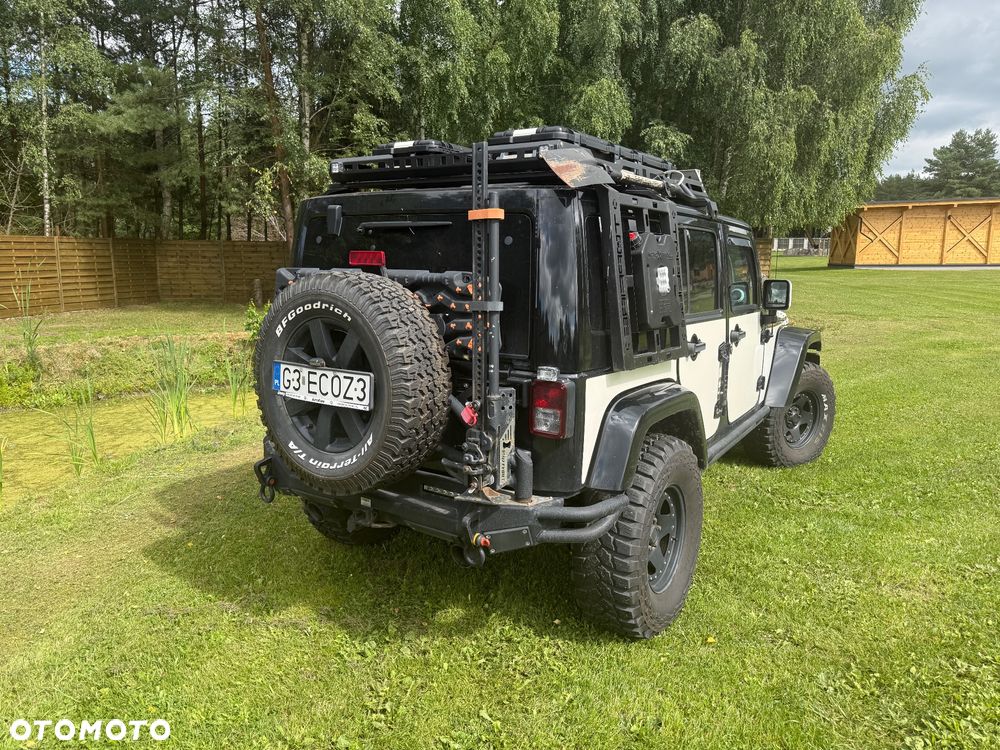 Jeep Wrangler 2.8 CRD Unlim Sahara - 3