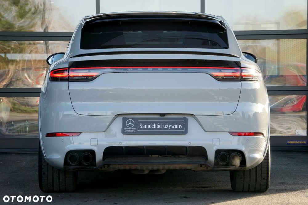 Porsche Cayenne Coupe GTS - 6