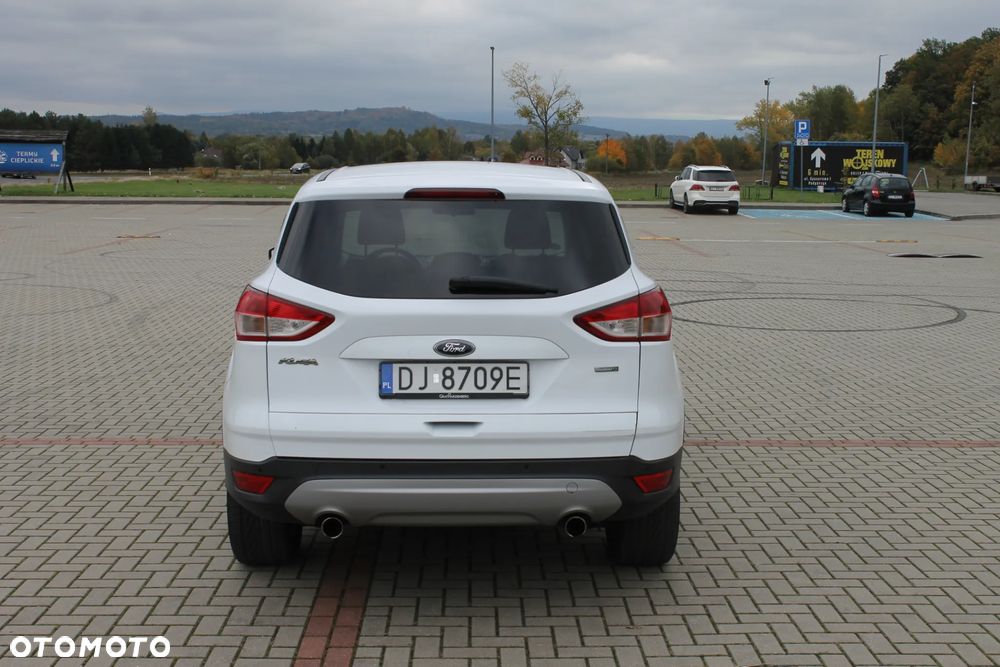 Ford Kuga - 12