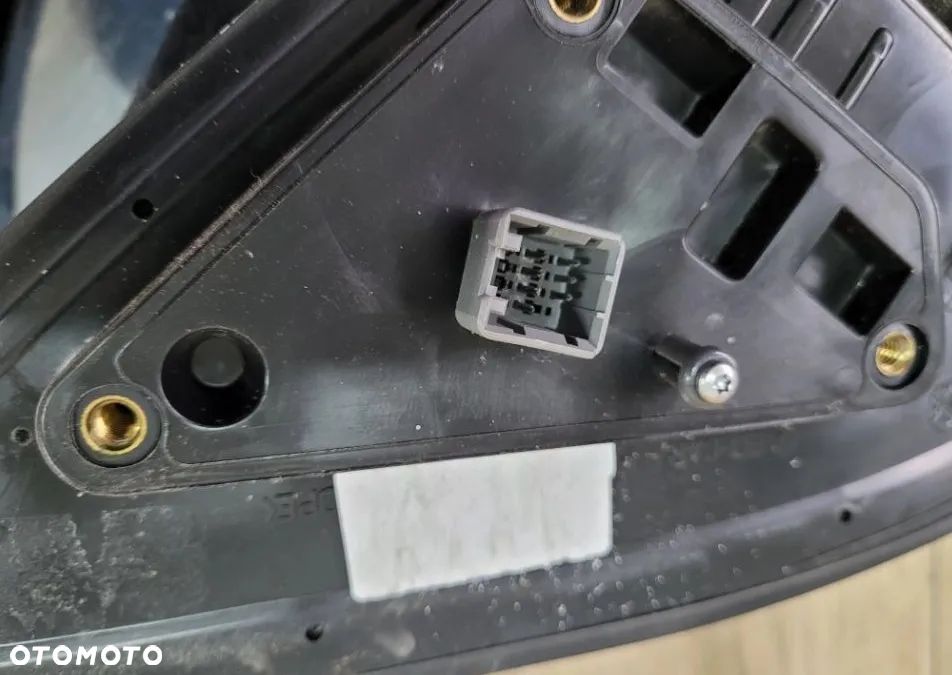 Lusterko prawe elektryczne Kia Ceed 2,0 benzyna 2007r 5d hb 7 PIN 9S - 3