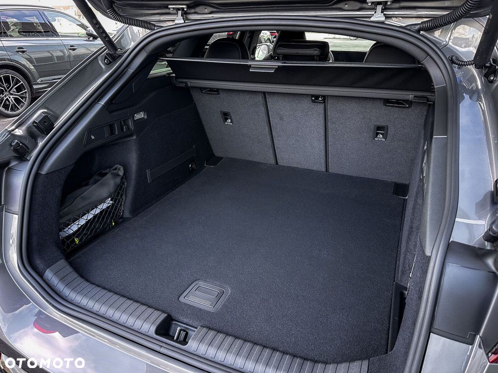 Audi A6 Avant e-tron - 14