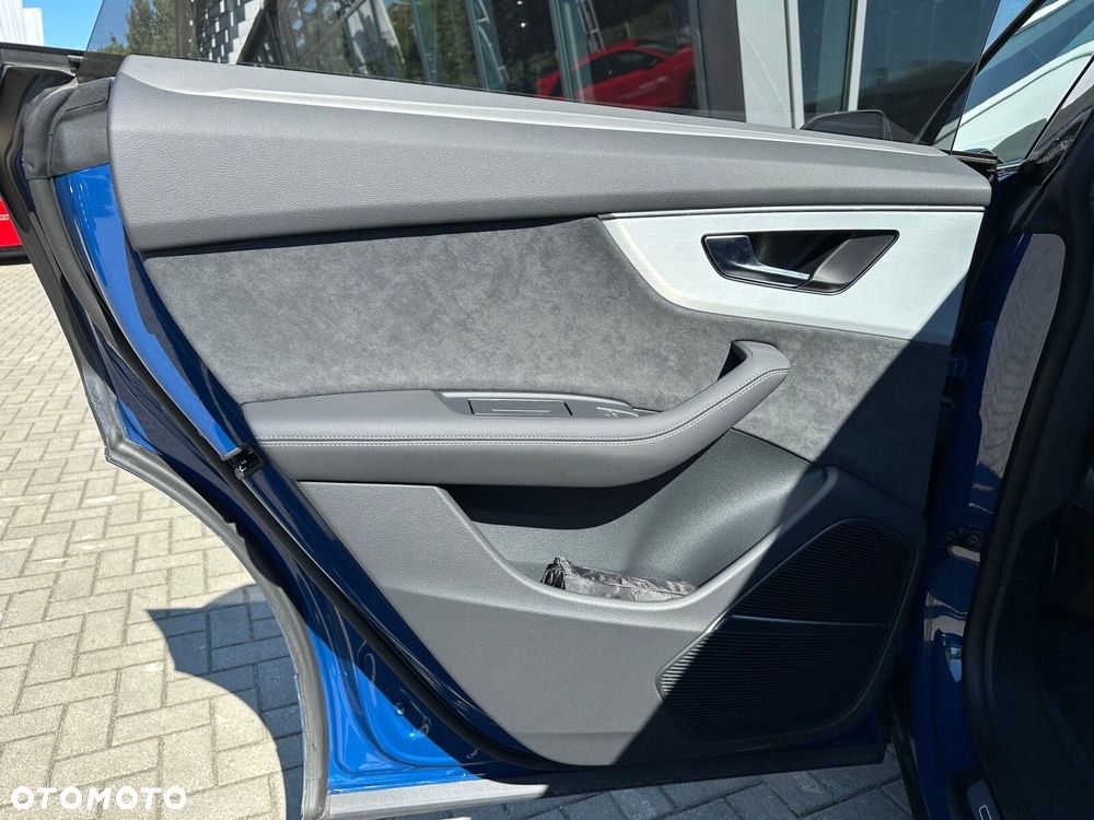 Audi Q8 - 17