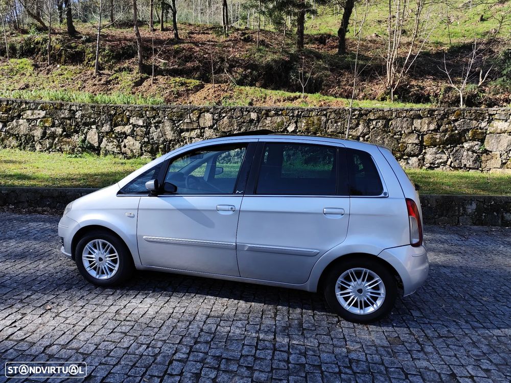 Lancia Musa 1.3 16V M-jet Oro Executive - 2