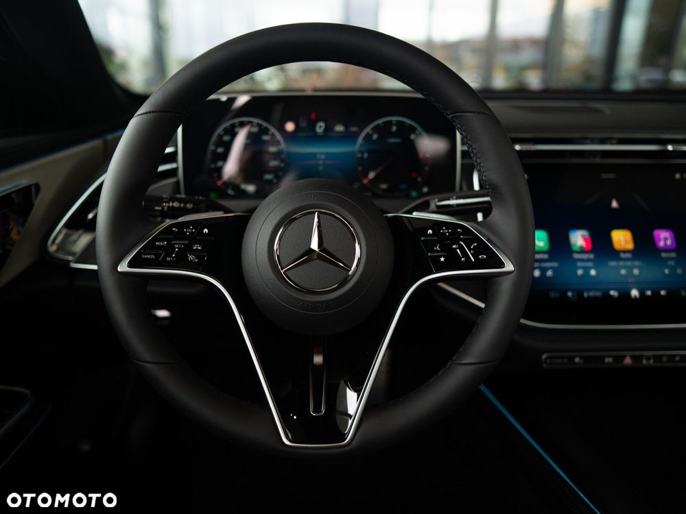 Mercedes-Benz Klasa E - 13