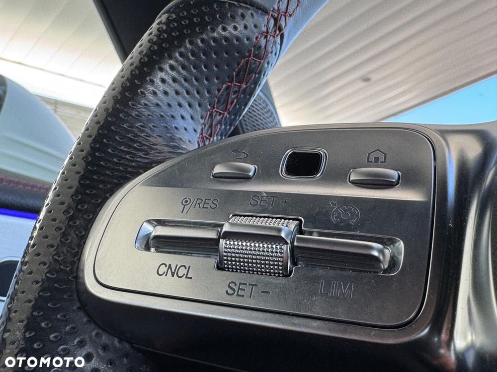 Mercedes-Benz CLA 180 mHEV AMG Line 7G-DCT - 24