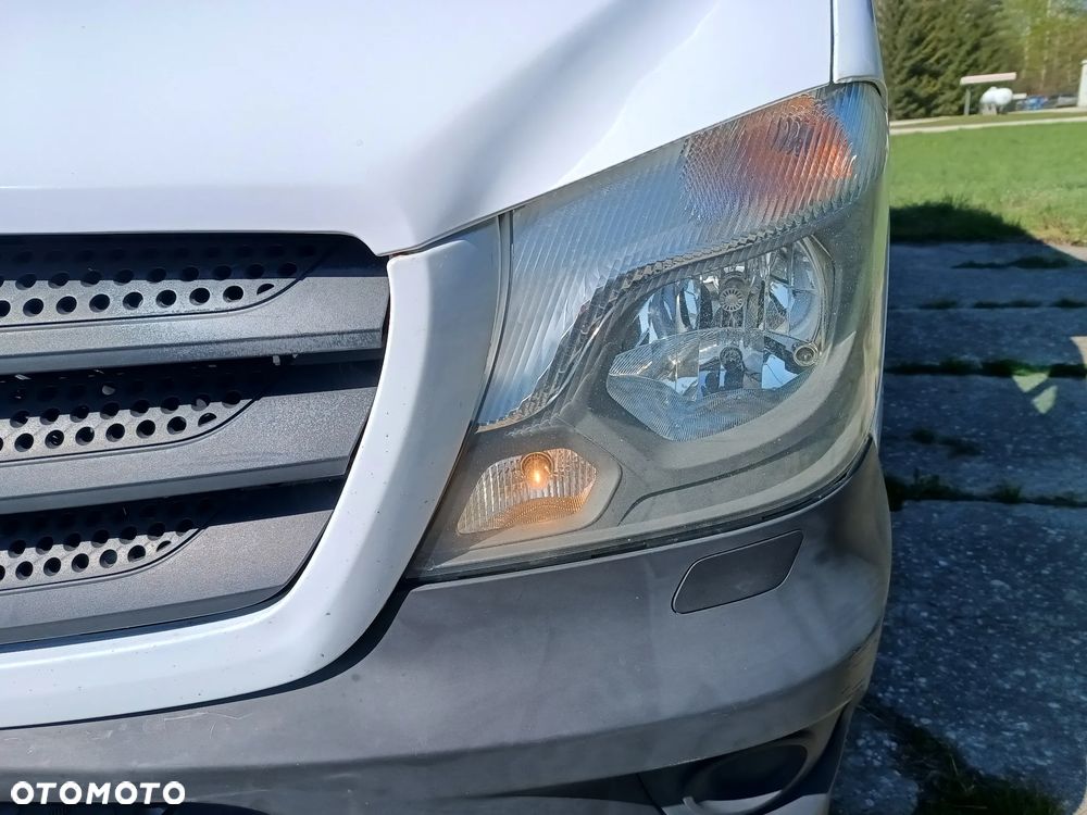Mercedes-Benz Sprinter KONTENER+ winda ZEPRO (750kg) 2.1 diesel 163kM automat 2015 rok ROZSTAW OSI MAXI 4,34m ZADBANY! - 17