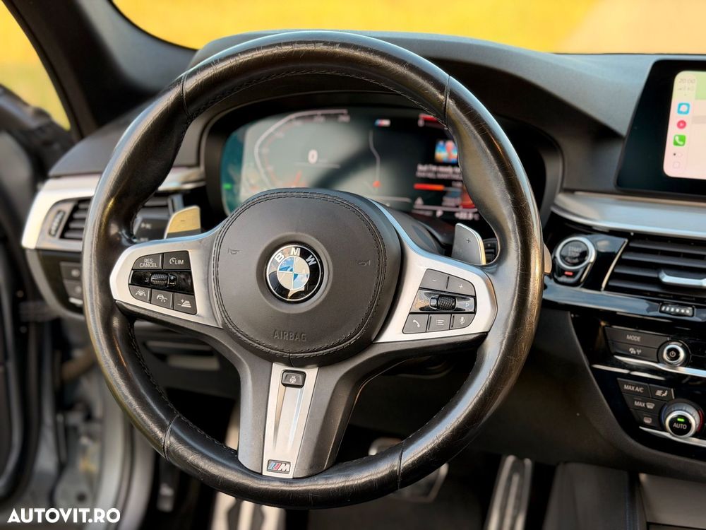 BMW Seria 5 530d xDrive AT - 17