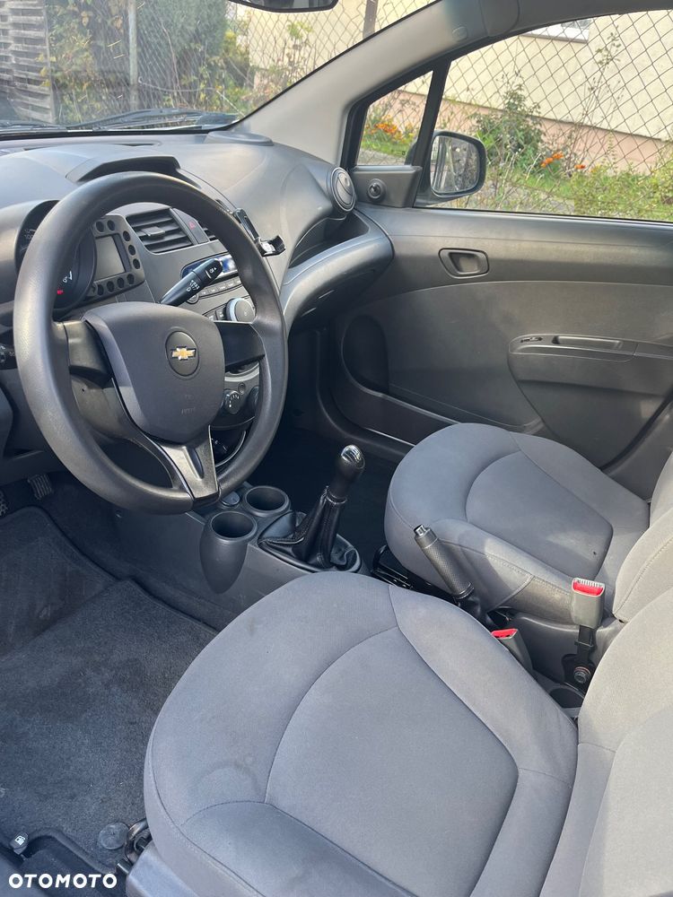 Chevrolet Spark 1.0 Base - 15