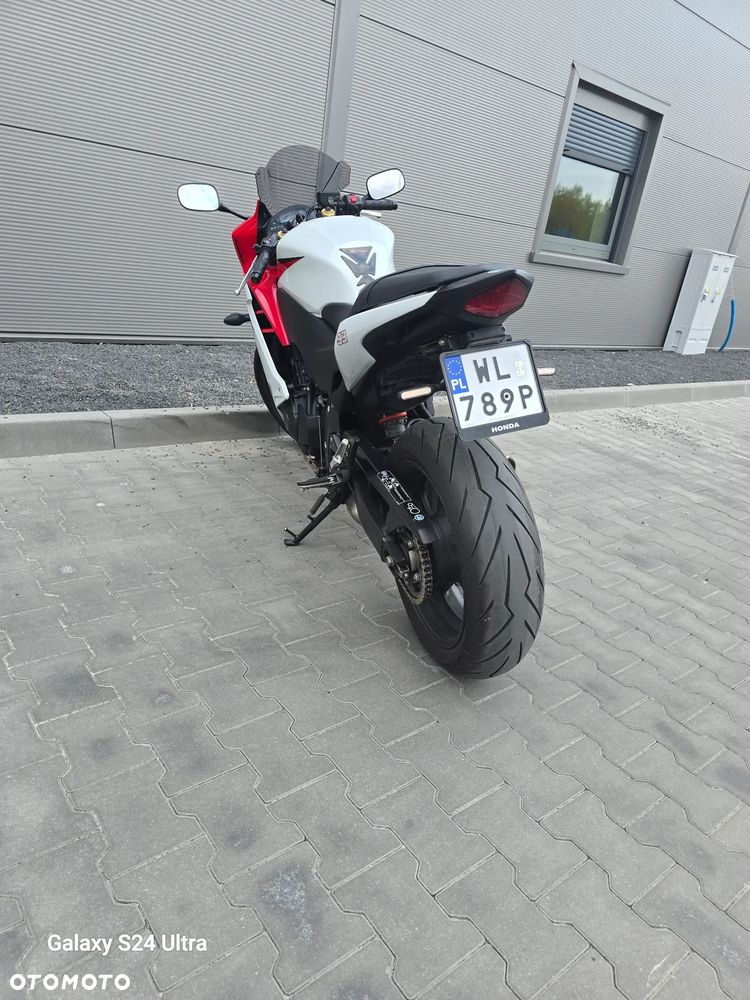 Honda CBR - 24