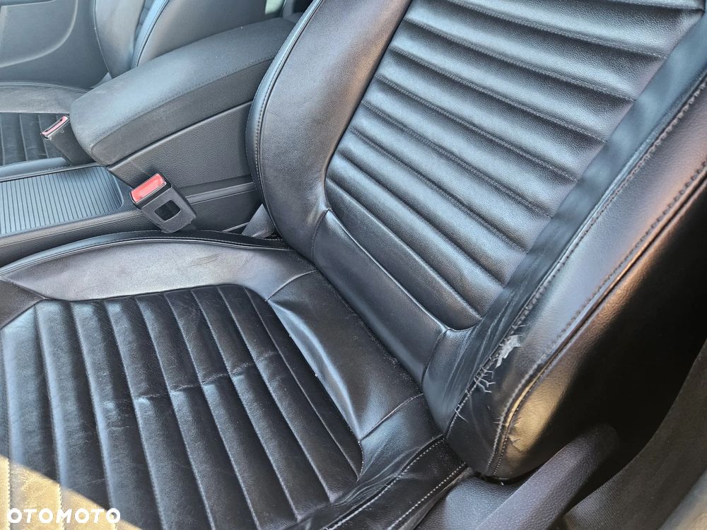 Volkswagen Passat 2.0 TDI Comfortline - 18