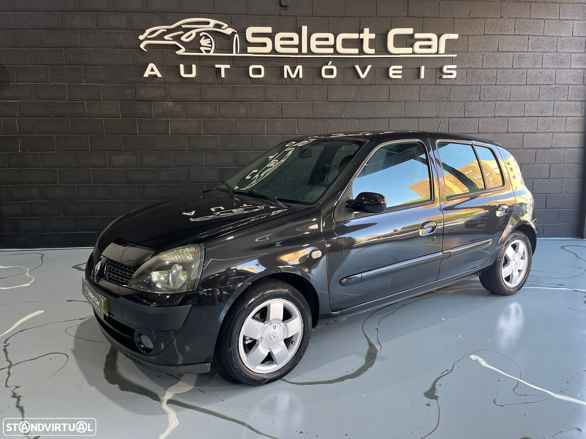 Renault Clio 1.2 16V Billabong QuickS - 1