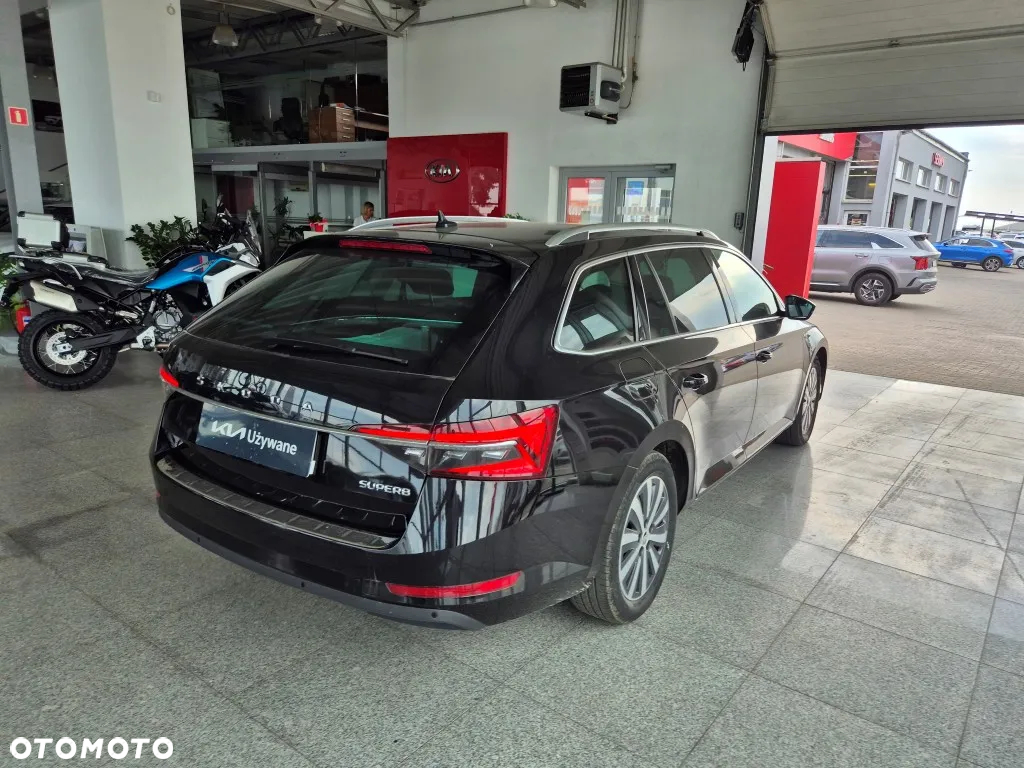 Skoda Superb 2.0 TDI SCR Style DSG - 8