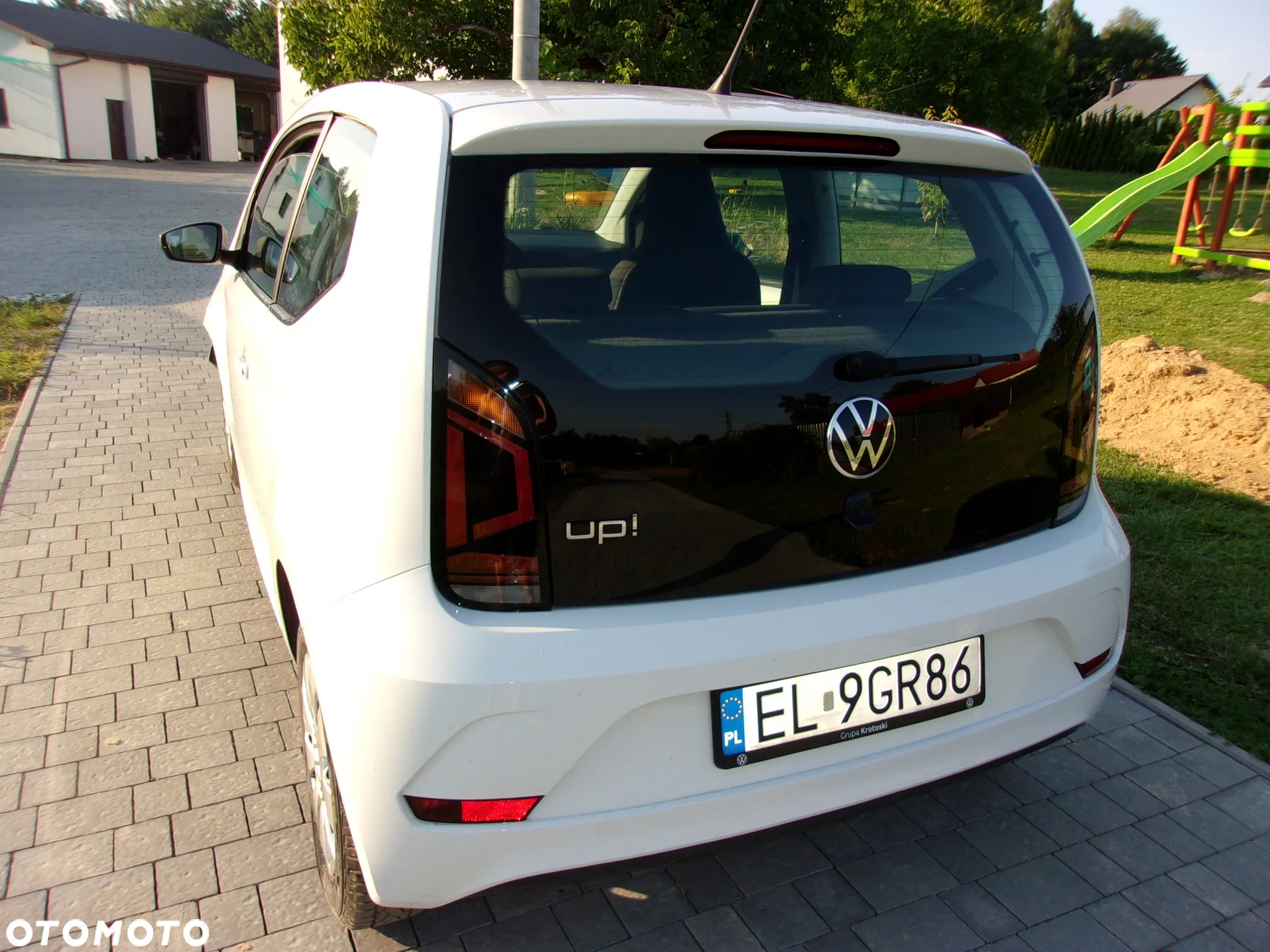 Volkswagen up! 1.0 move - 13