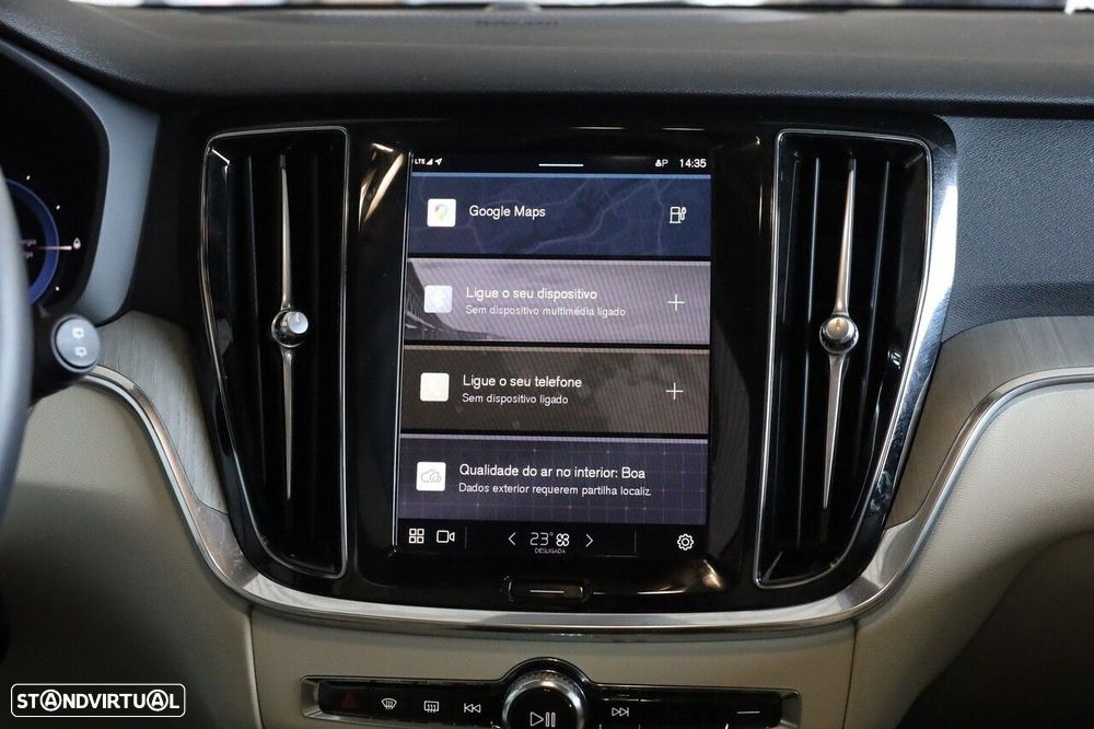 Volvo V60 2.0 T6 AWD TE Plus Bright - 25