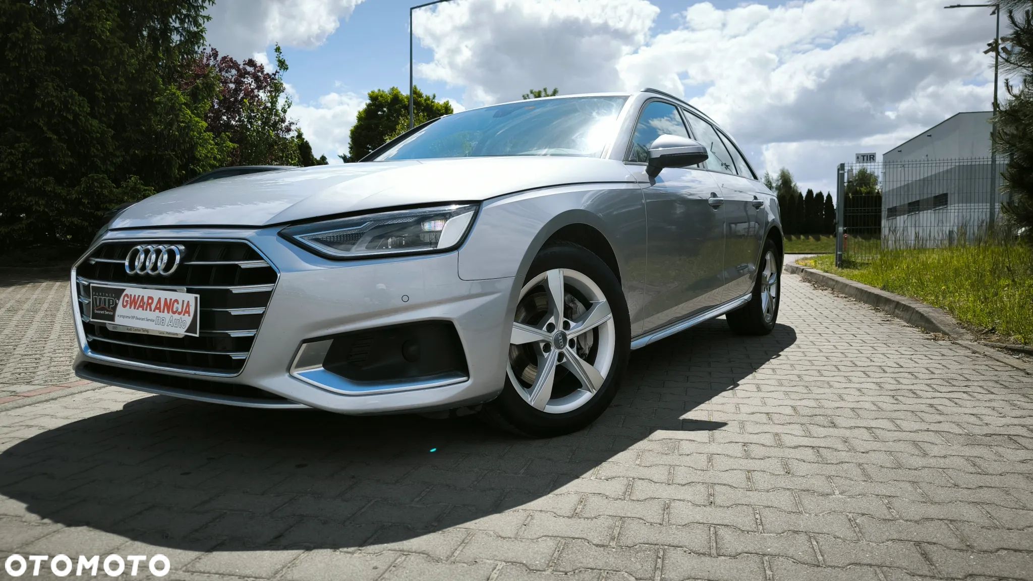 Audi A4 2.0 TDI Design S tronic - 1
