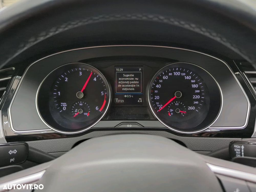 Volkswagen Passat 2.0 TDI DSG Comfortline - 4